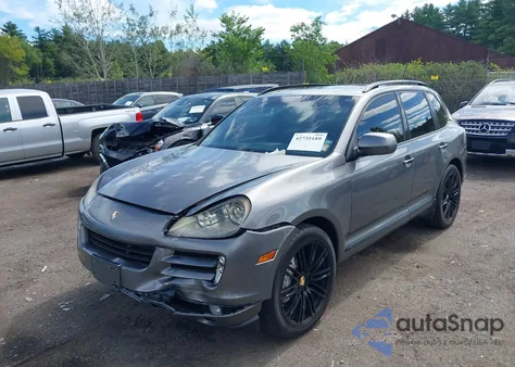 2010 Porsche Cayenne z USA, uszkodzony, nr VIN WP1AA2AP0ALA05321